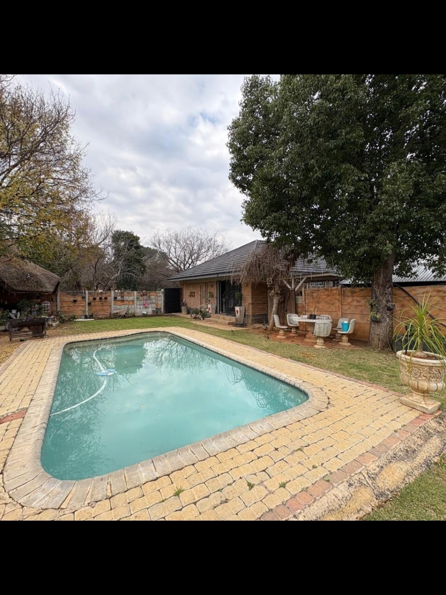 3 Bedroom Property for Sale in Wolmaransstad North West